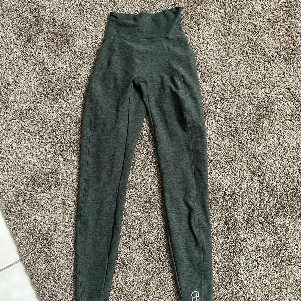 Bombshell army green size small comes with bombshell back crunchy booty